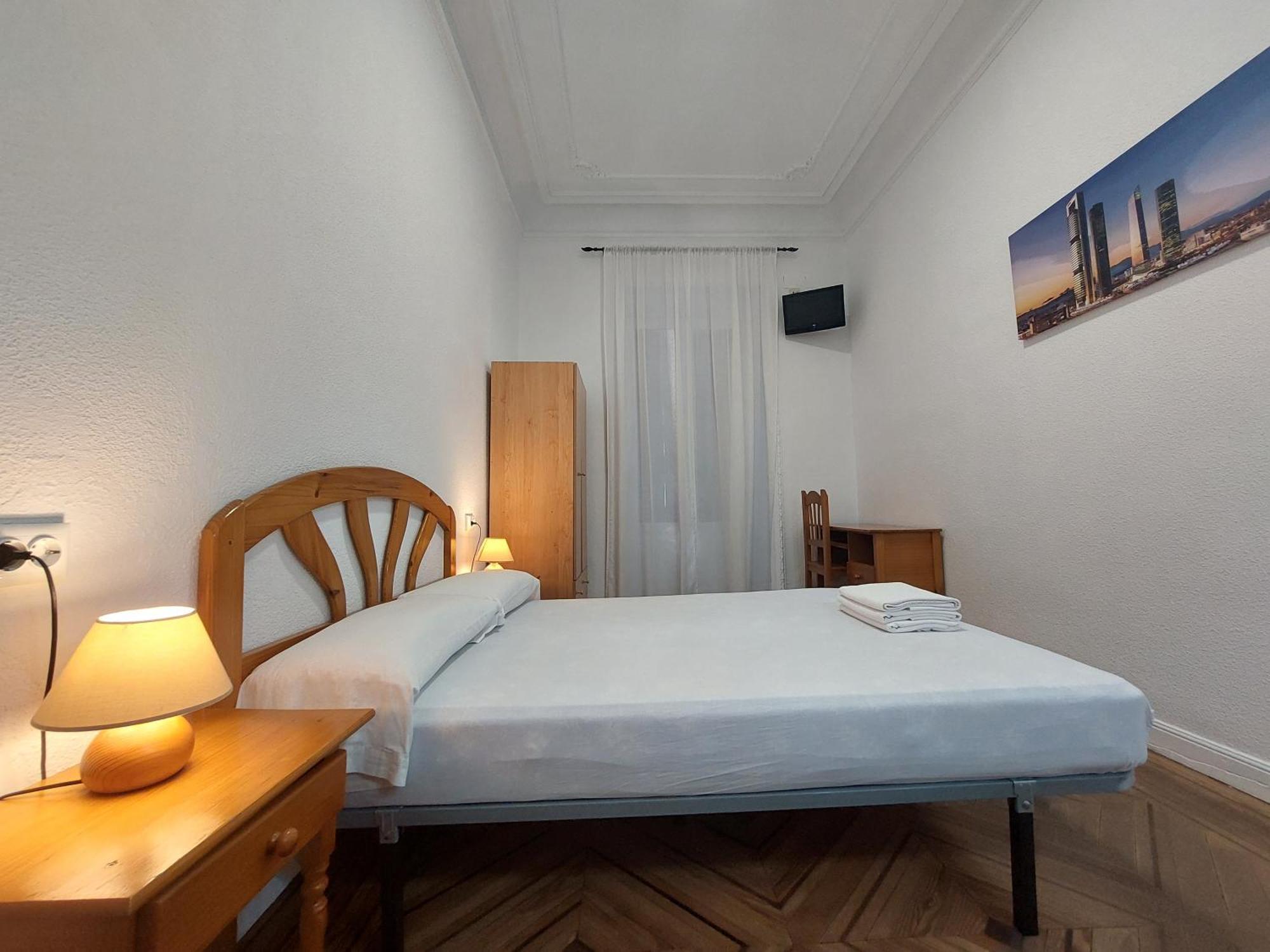 Hostal Miralva Madrid Dış mekan fotoğraf