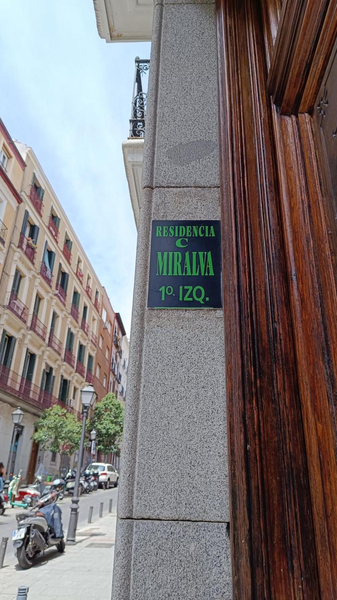 Hostal Miralva Madrid Dış mekan fotoğraf
