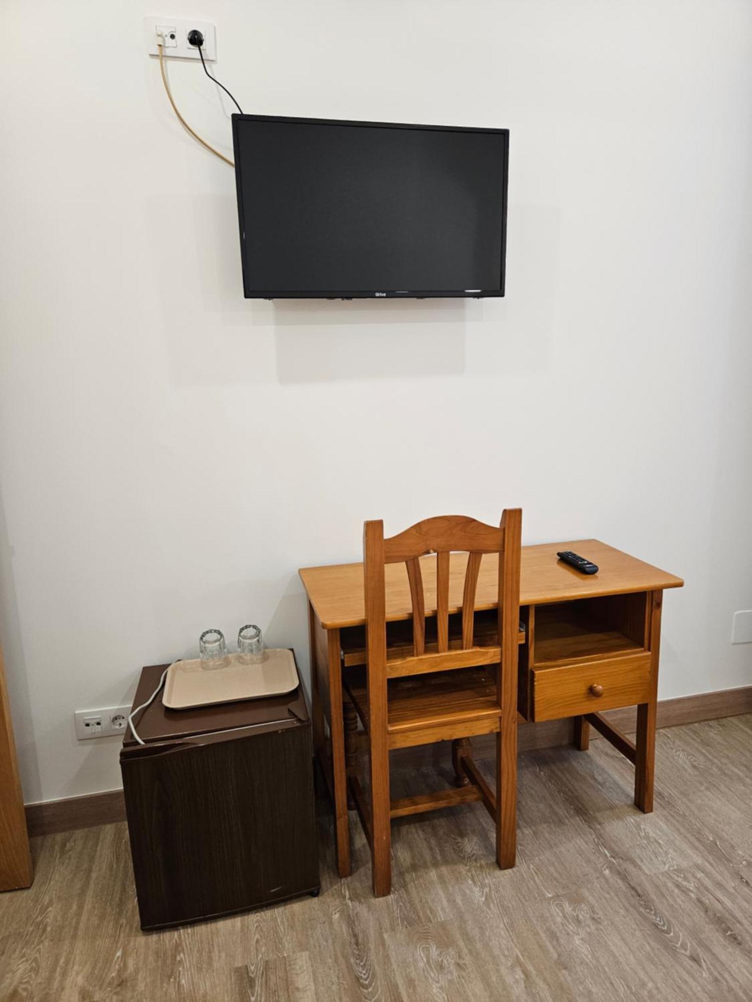 Hostal Miralva Madrid Dış mekan fotoğraf